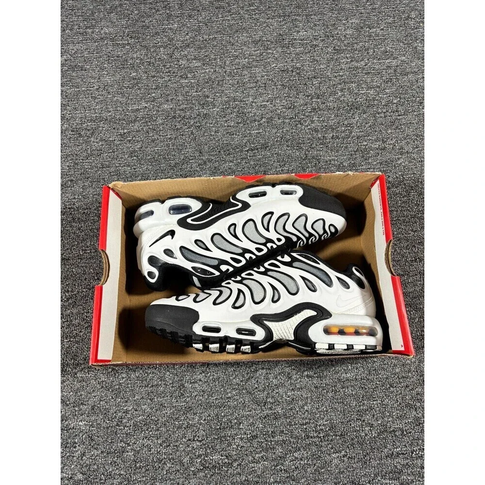 Nike Air Max Plus Drift Black White Panda Running Sneakers FV4081-102 Womens 8.5